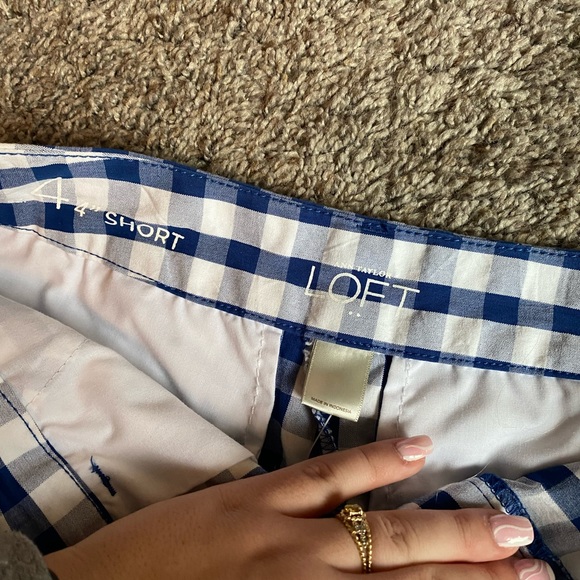 Loft Shorts - Picture 3 of 3